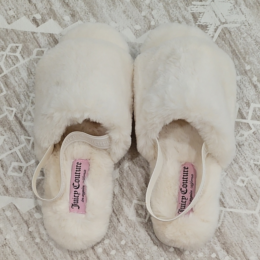 Juicy Couture Women's Plush White Slippers